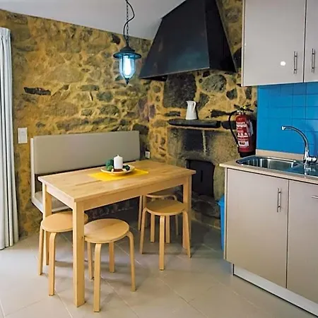 Vougaldeias Casas Da Seara מלון דירות 4*